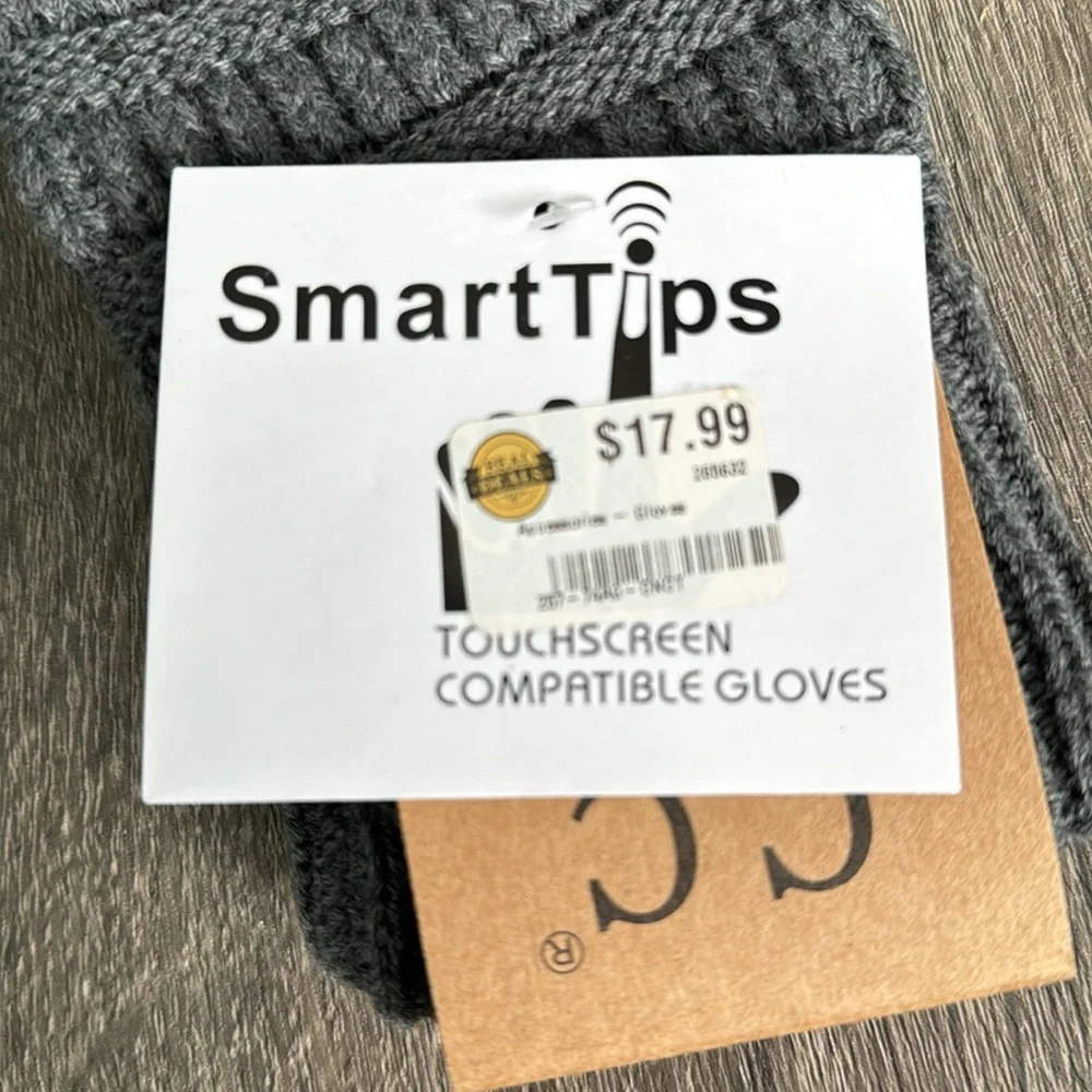 Touchscreen Compatible Gloves. Gray. NWT